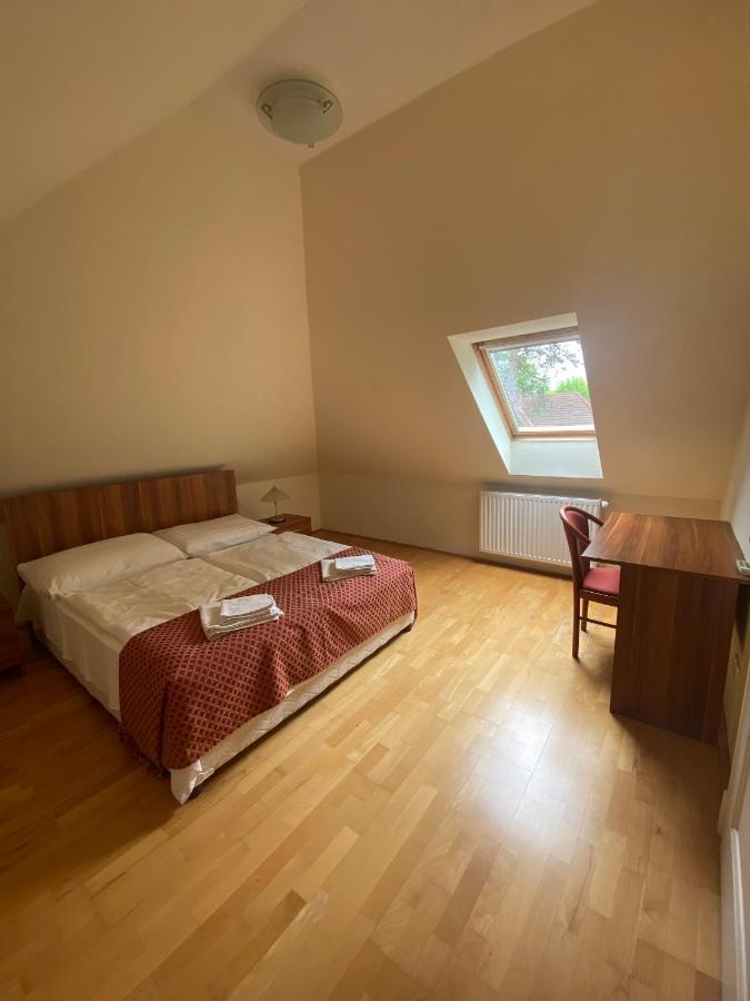 Fonix Hotel Balatonfoldvar Exterior photo