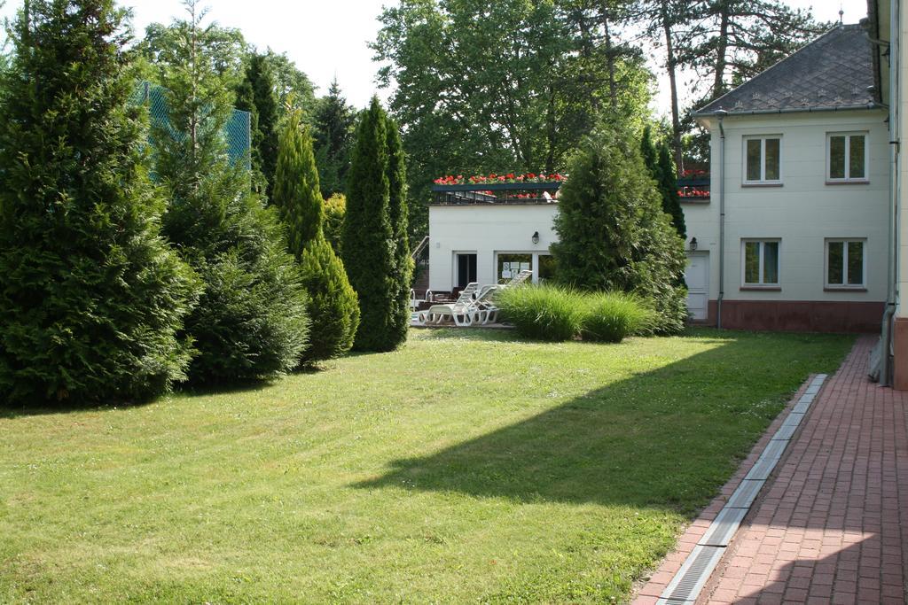 Fonix Hotel Balatonfoldvar Exterior photo