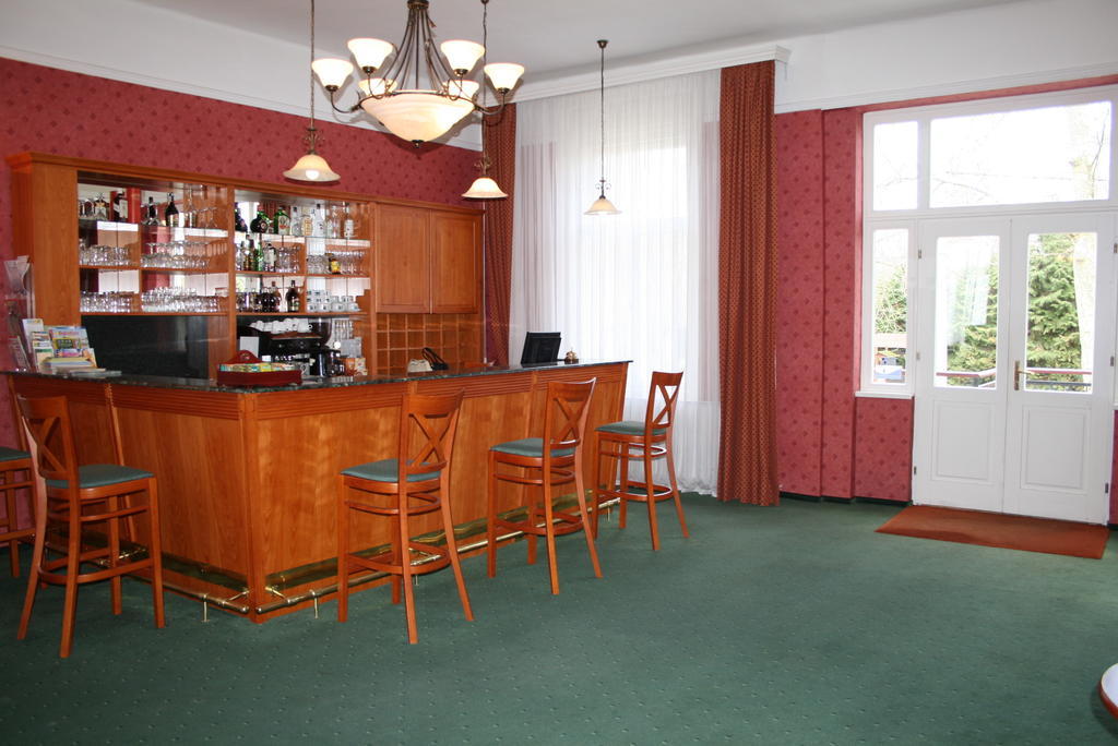 Fonix Hotel Balatonfoldvar Exterior photo